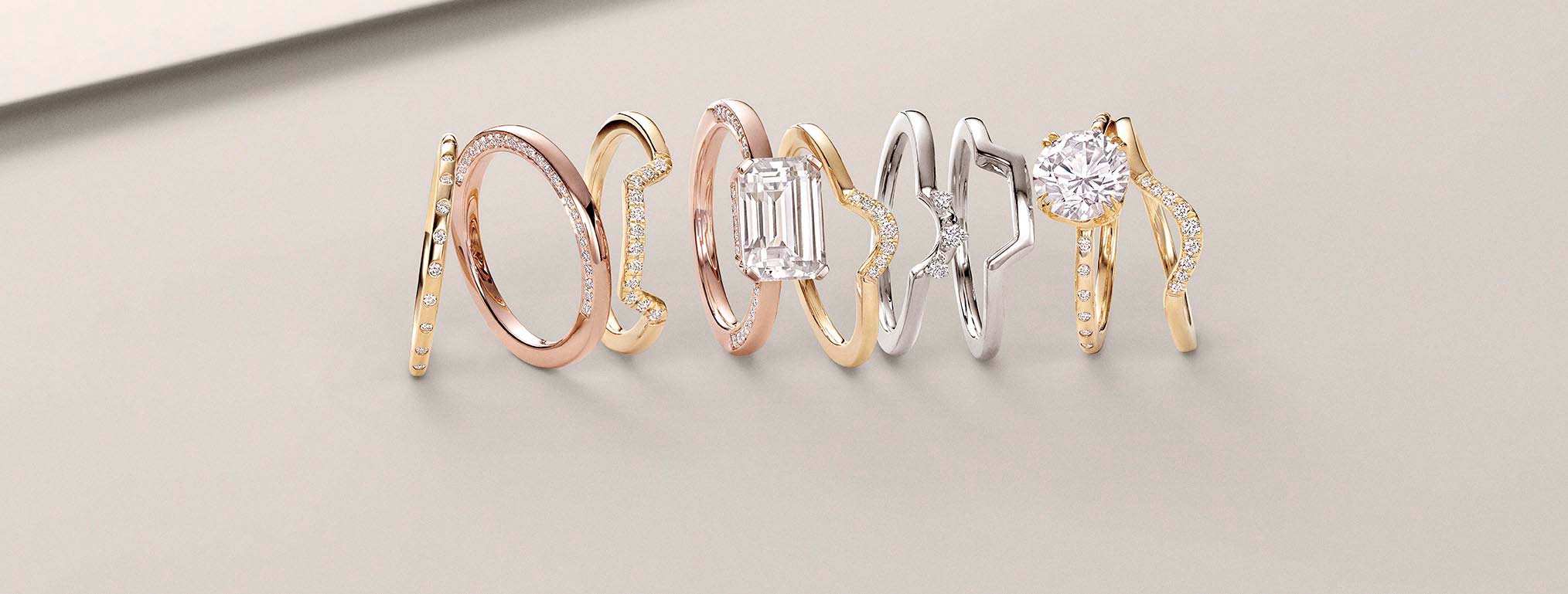 Set of contemporary stackable diamond rings